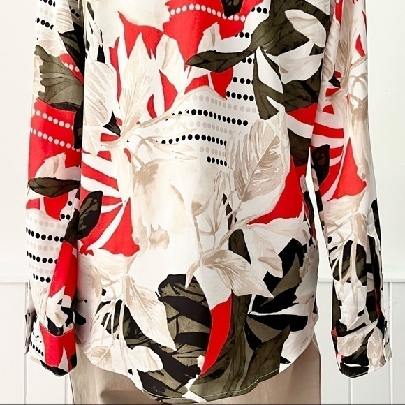 Calvin Klein Tropical Print Round Split Neck Roll Tab Long Sleeve Blouse Size M - Picture 8 of 16